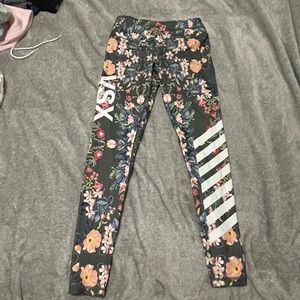 Victoria’s Secret Sport Knockout Leggings